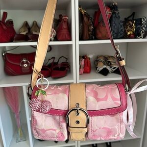 Pink Optic Y2K Coach SoHo Flap 🎀